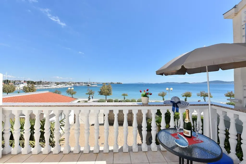 Apartments Marta Ζαντάρ