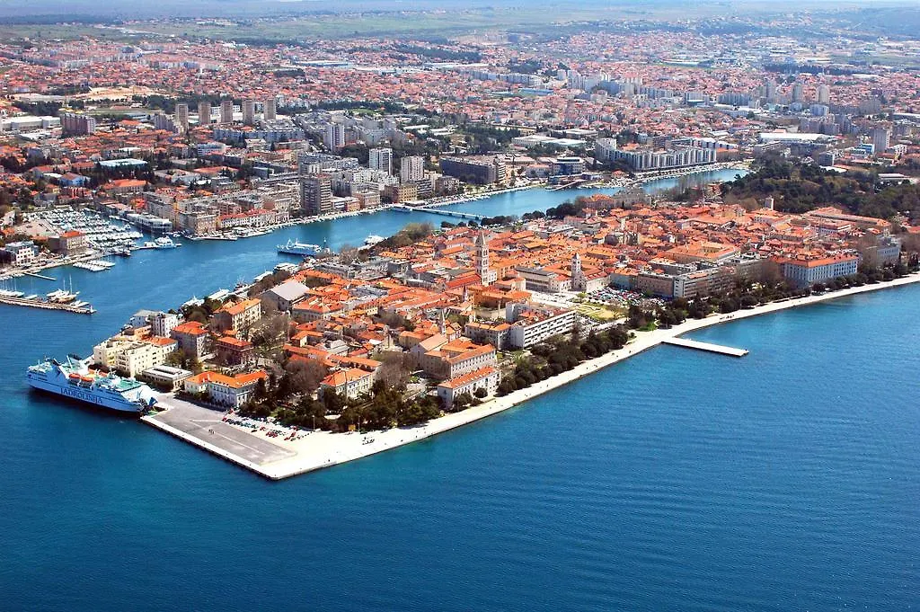 Apartments Marta Ζαντάρ
